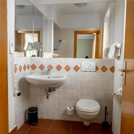 Sollingshoehe 酒店 霍兹明登