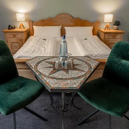 Sollingshoehe 酒店 霍兹明登